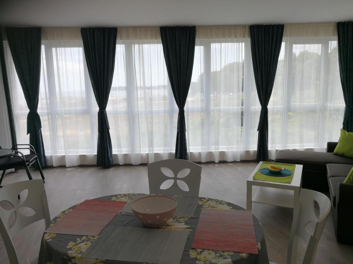 Donchevi Apartments พรีมอร์สโก ภายนอก รูปภาพ
