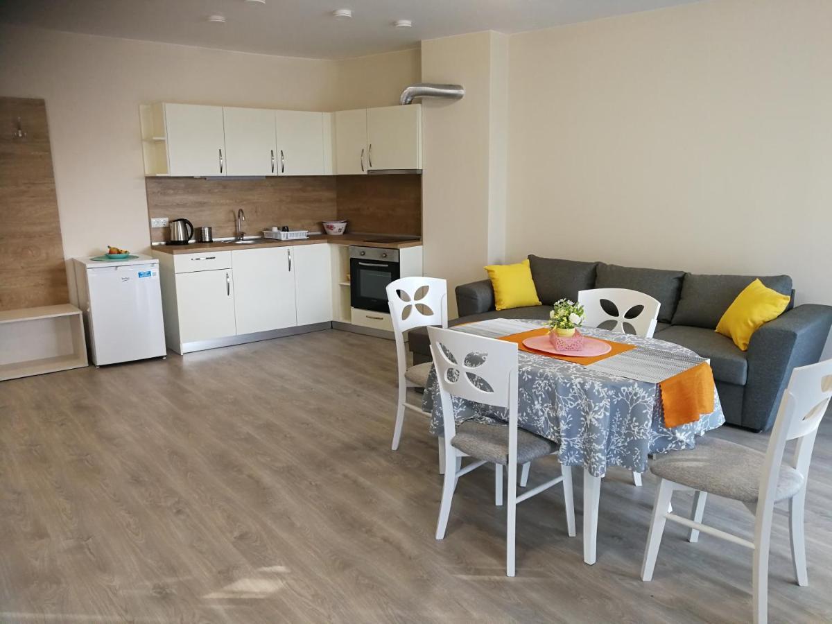 Donchevi Apartments พรีมอร์สโก ภายนอก รูปภาพ